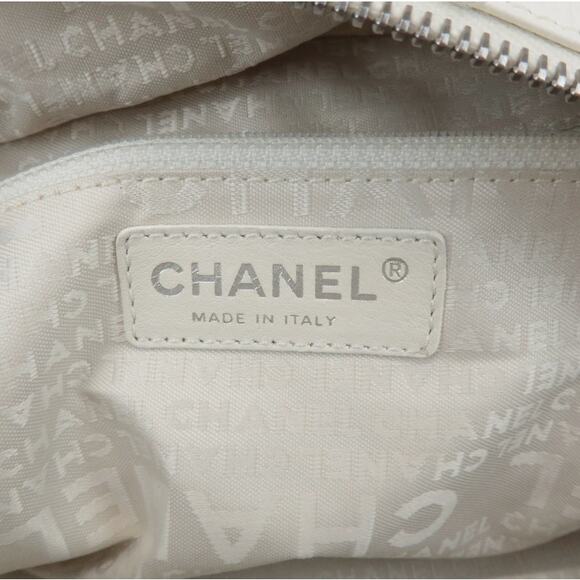 💎✨HOT BUY✨💎Authentic CHANEL Chocolate Bar White - Picture 14 of 15